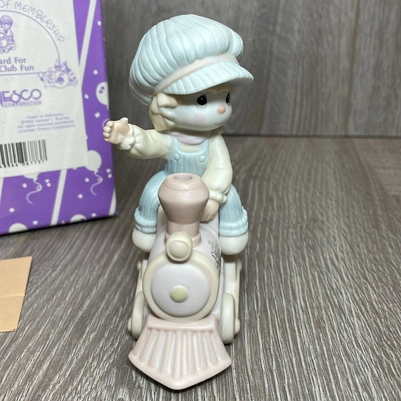 Precious Moments 1992 All Aboard For Birthday Club Fun Birthday Club - Picture 4 of 10